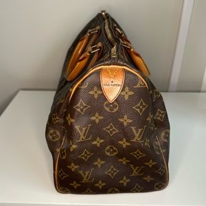 More pictures of the speedy